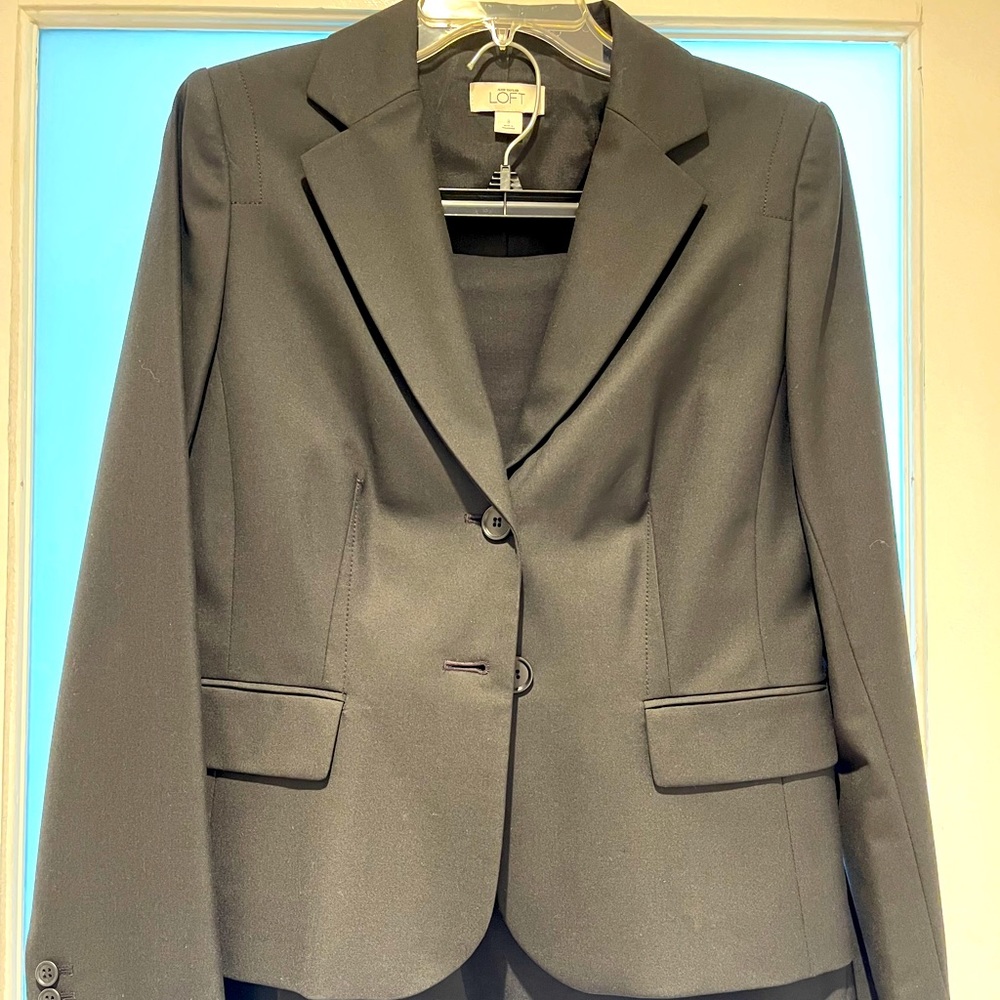 Ladies Suit